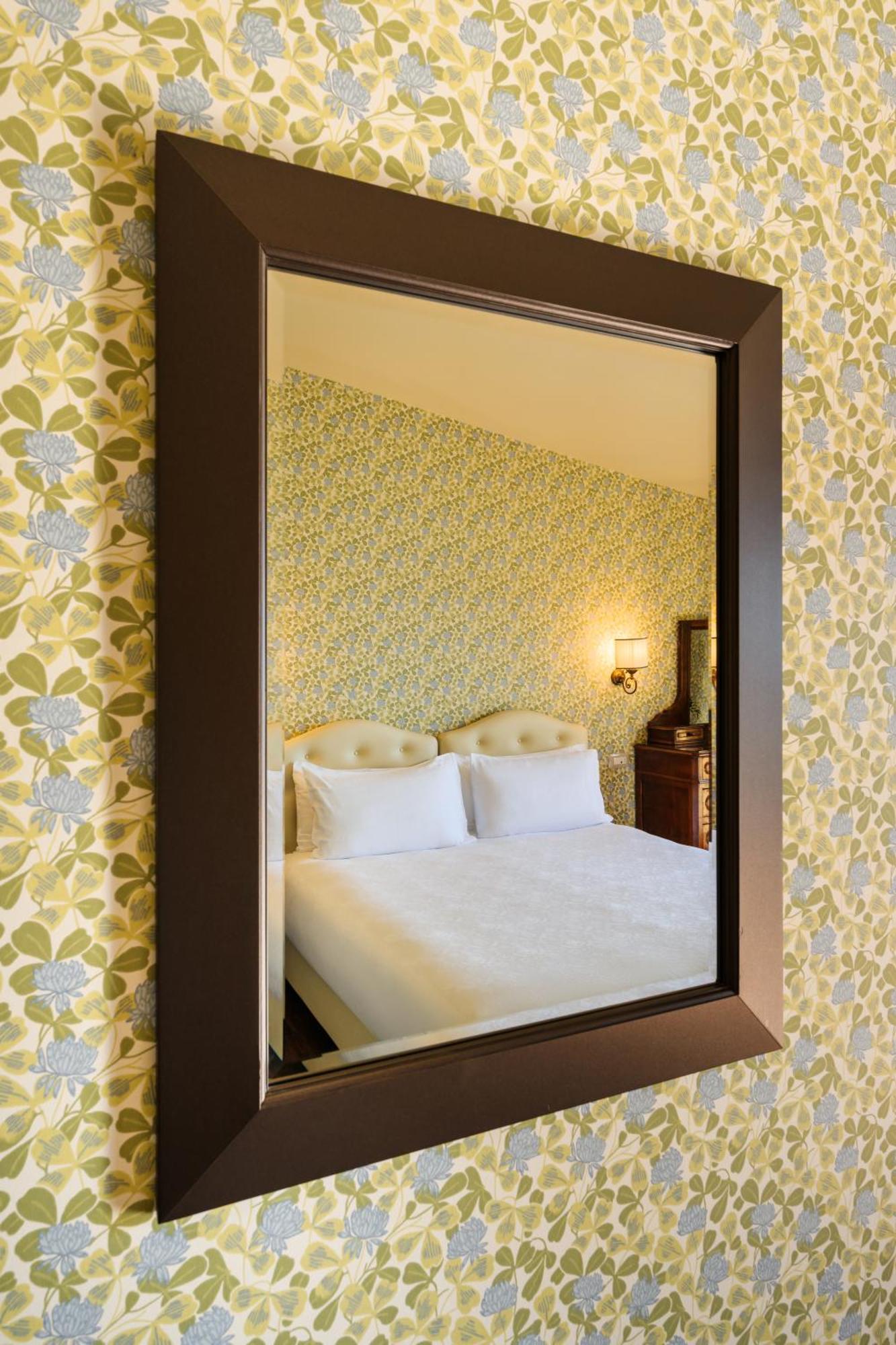 Hotel Royal Victoria, By R Collection Hotels Varenna Bagian luar foto